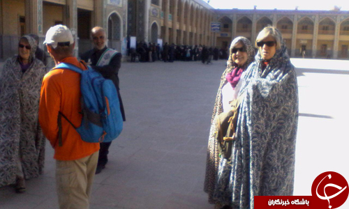 حضور گردشگران خارجی در شعبه های اخذ رای+تصاویر