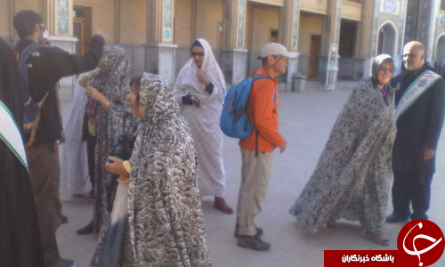 حضور گردشگران خارجی در شعبه های اخذ رای+تصاویر