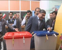 دفاع از عزت و کیان کشور با شرکت در انتخابات