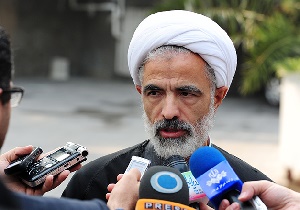 انصاری: مردم در ساعات آغازین پای صندوق حاضر شوند.
