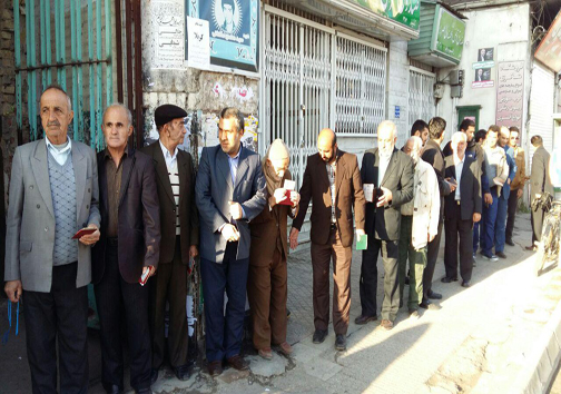 تشکیل صفهای طولانی در حوزه های رای گیری