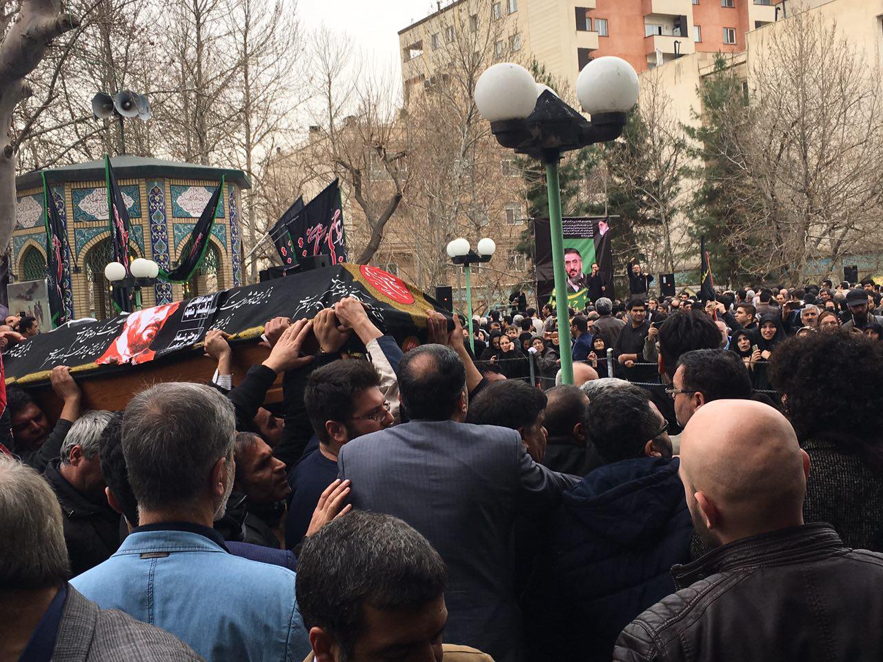 تشییع کارگردان &laquo;یوسف پیامبر&raquo; به خانه ابدی/ مارش نظامی برای سلحشور + تصاویر