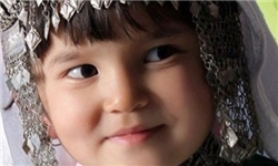 ماجرای معلم ایرانی که مسیر زندگی دختر بچه افغانستانی را تغییر داد