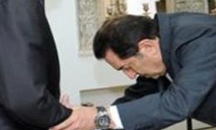 برآورده شدن خلاهای روانی با چاپلوسی