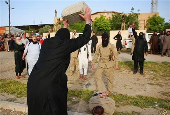 اعدام به سبک داعش + عکس