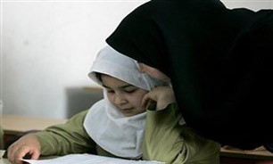 معلمین بالاترین گروه مرجع جامعه هستند