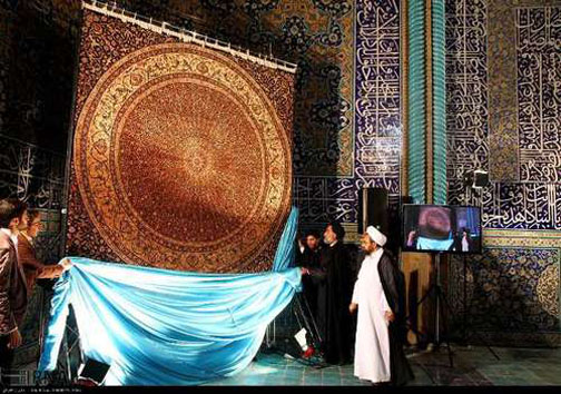 مراسم بدرقه فرش حرم حضرت زینب (س) + تصاویر