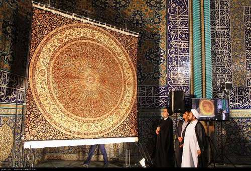 مراسم بدرقه فرش حرم حضرت زینب (س) + تصاویر
