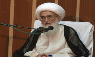 دیدار حضرت آیت الله نوری همدانی با اساتید دانشگاههای یزد