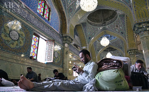 آخرین روز خلوت با خدا در حرم حضرت معصومه&zwnj;(س) + تصاویر