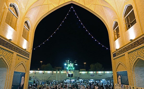 آخرین روز خلوت با خدا در حرم حضرت معصومه&zwnj;(س) + تصاویر