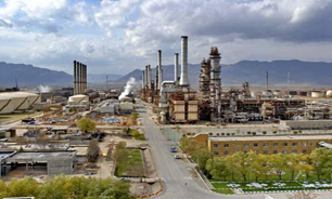 مسمومیت 10 كارگر پالایشگاه امام خمینی(ره) بر اثر نشت گاز H2S