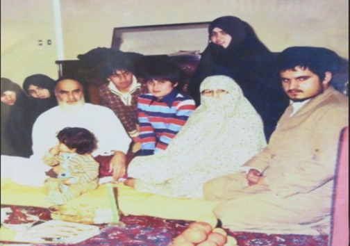 امام خمینی(ره) در جمع خانواده