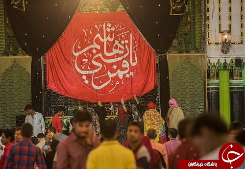 ارادت شیعیان هند به بیرق حرم حضرت عباس (ع) + تصاویر