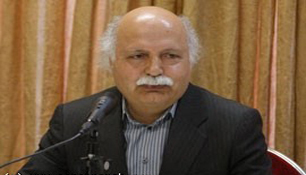 اگر دانش آموزی کتاب غیر درسی بخواند به او می گوییم چرا کتابهای خودت را نمی خوانی!