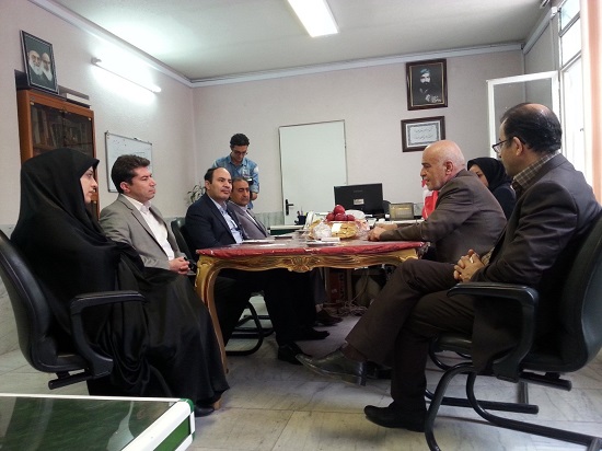 فرشتگان ایران به دنبال زندگی بدون درد می&zwnj;گردند/ در مهمانی دختران معلول با رئیس بانک سرمایه چه گذشت؟ + تصاویر