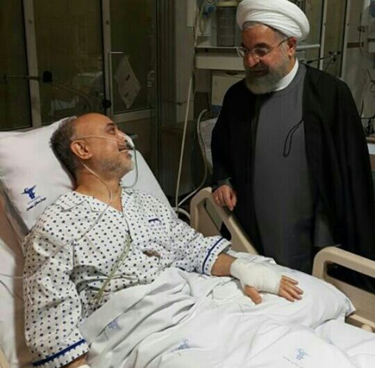 عیادت روحانی از صالحی + عکس