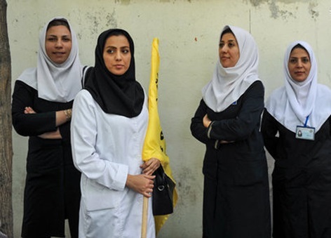 تجمع جامعه پزشکی در اعتراض به جنایات آل&zwnj;سعود در یمن