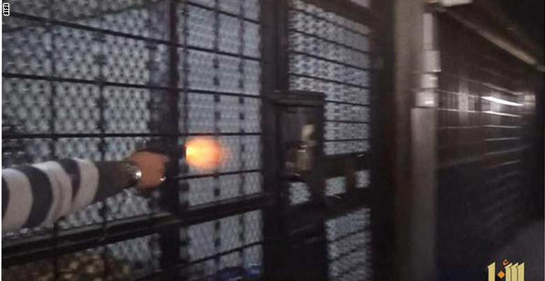 داعش زندانیان جنایی را در رمادی فراری داد + عکس