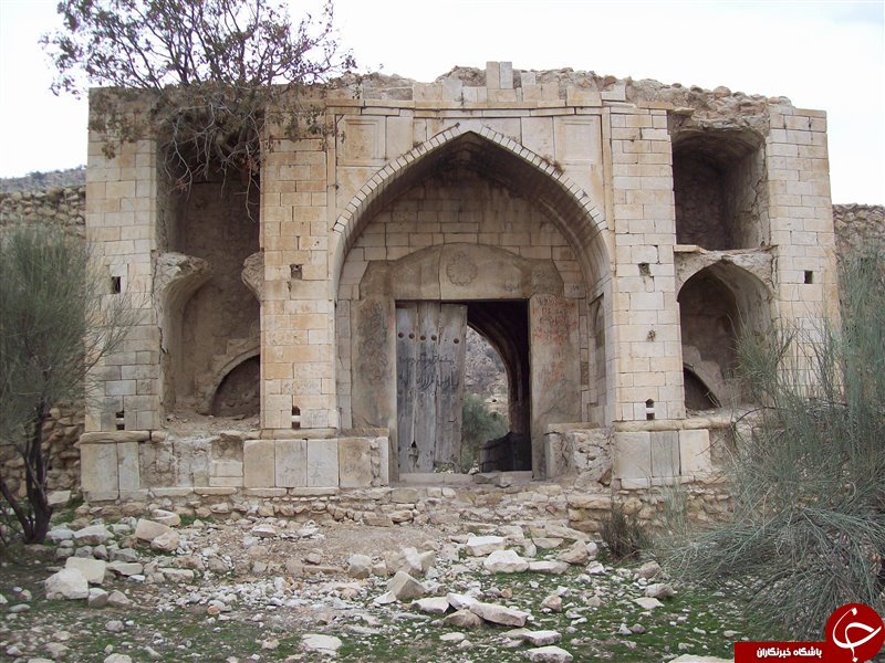 تصاویری از کاروانسرای زیبای تمام سنگی