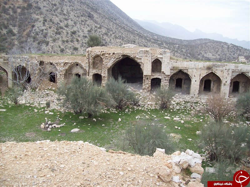تصاویری از کاروانسرای زیبای تمام سنگی