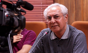 نوازنده پیشکسوت موسیقی با خوانندگان جوان همکاری می‌کند