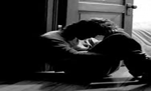 توجه بیش از حد به افکار منفی عامل ایجاد افسردگی در فرد است