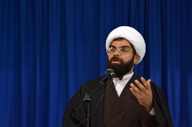 دانشگاه آزاد اسلامی محل رشد ایمان است