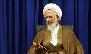 رژیم آل سعود در باتلاق یمن فرو خواهد رفت/ برای درک ادعیه های ماه رجب و شعبان، استعداد خاصی لازم است