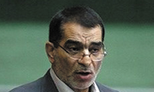 کوهکن در گردهمایی اصناف و بازاریان سخنرانی می کند