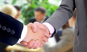 مدل دست دادن تان در موردتان چه می گوید؟