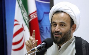 شرایط امروز ما دارد شبیه جنگ حُنین می‌شود/چرا مضطرانه دعا نمی‌کنیم؟!