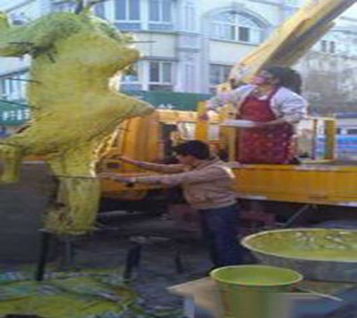 کباب یک شتر درسته ۴۵۰ کیلویی + عکس