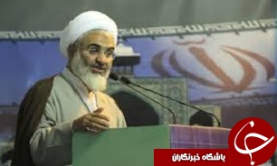 تاکید امام جمعه قزوین بر دفاع تمام قد از حقوق هسته ای