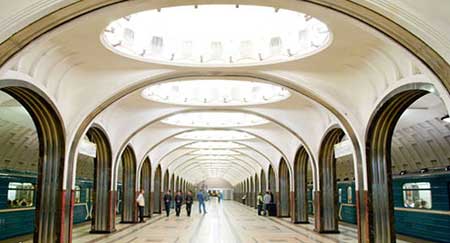 زیباترین مترو جهان در 80 سالگی + تصاویر
