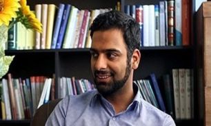 اعتقادات شاعر مهدوی در شعرش نمایان باید باشد/ شاعر مهدوی معذب و خاضع است