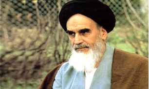 دیدار فوتبالیست‌ها با امام راحل(ره)  + فیلم