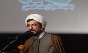 حضور میلیونی مشتاقان در حرم مطهر امام