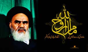 امام خمینی (ره) بت شکن قرن و ابراهیم زمان بود