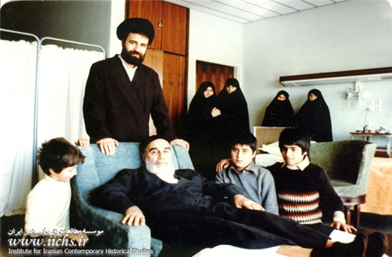 همسر امام خمینی(ره) در آینه تصاویر