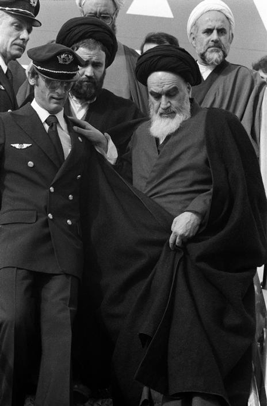 تصاویر به یاد ماندی از رهبر کبیر انقلاب اسلامی به روایت &laquo;عباس&raquo;