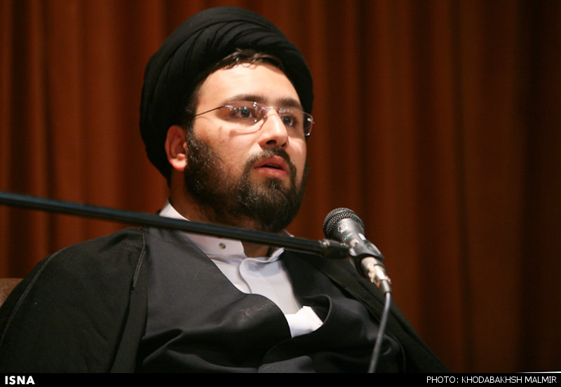 حجت&zwnj;الاسلام سیدعلی خمینی: نظم نوین جهانی نظم معیوبی است/ توصیه امام راحل به تعامل با دنیا بدون خشونت