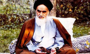 نگاه حضرت امام خمینی(ره) به مردم نگاه ابزاری و صحنه آرایی نبود