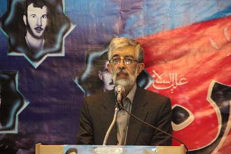 انقلاب و جمهوری اسلامی مهمترین میراث امام برای ملت ایران است