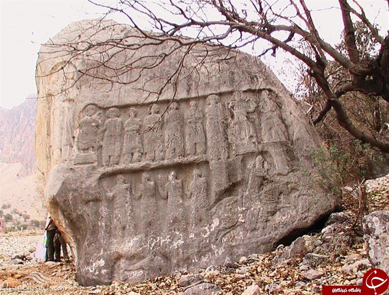 سنگ&zwnj;هایی عجیب به شکل انسان + تصاویر