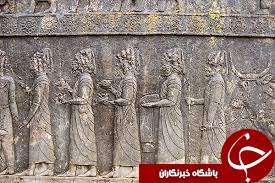 گُلی که تخت جمشید را می&zwnj;بلعد+عکس