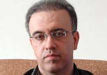 سیامک گلشیری: من نویسنده تمام وقت هستم