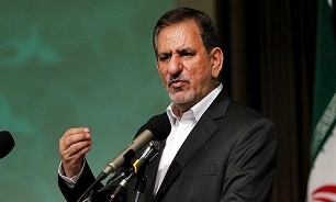 حجم سرمایه&zwnj;گذاری در صنعت نفت کمتر از 50 میلیارد دلار رسیده است/ به هیچ نهادی نفت داده نشده که فروخته شود
