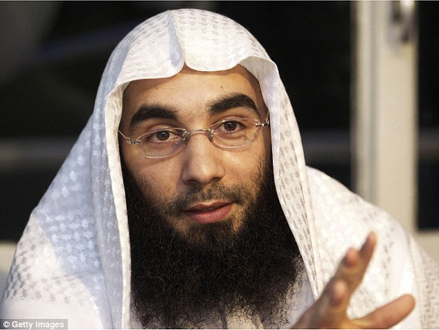 جنایتکارترین پلیس داعش + تصاویر