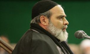 لزوم خروجی داشتن مجالس روضه خانگي/مداحان در مجالس شمشیر دشمن را تیز نکنند